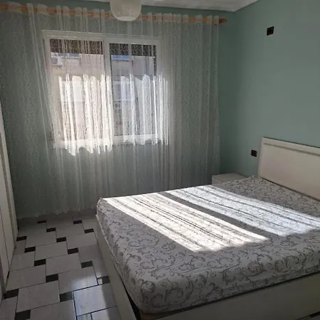 Apartamento Tirana Stay Apartment *